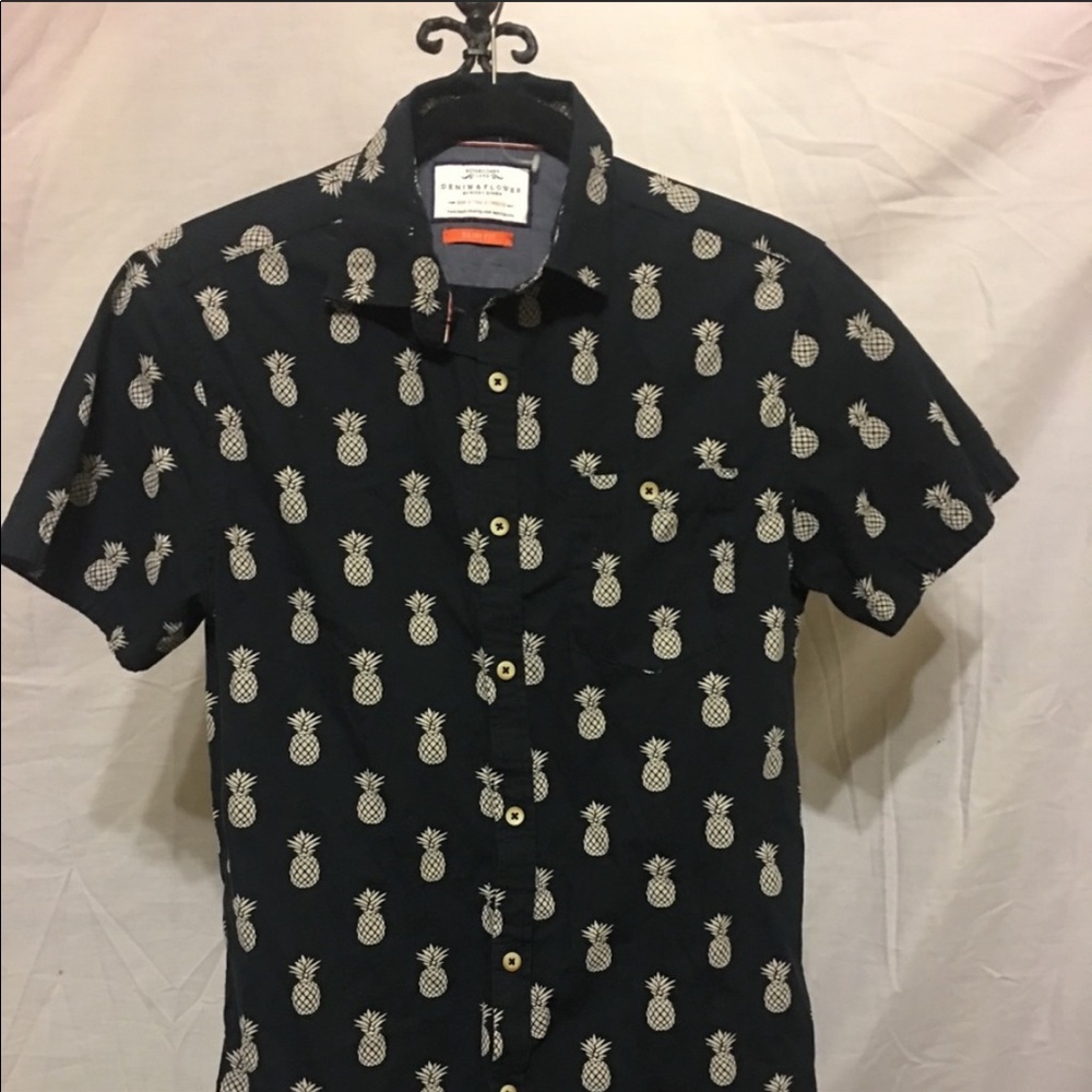 Denim & flower pineapple shirt medium NWT